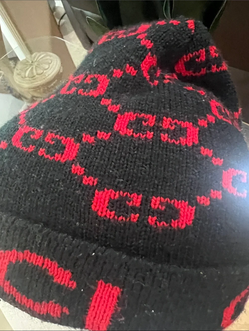 Gucci bold knit